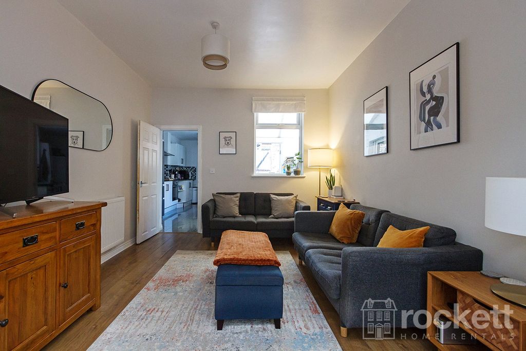 Property photo 1 of 21 Picture No. 07
