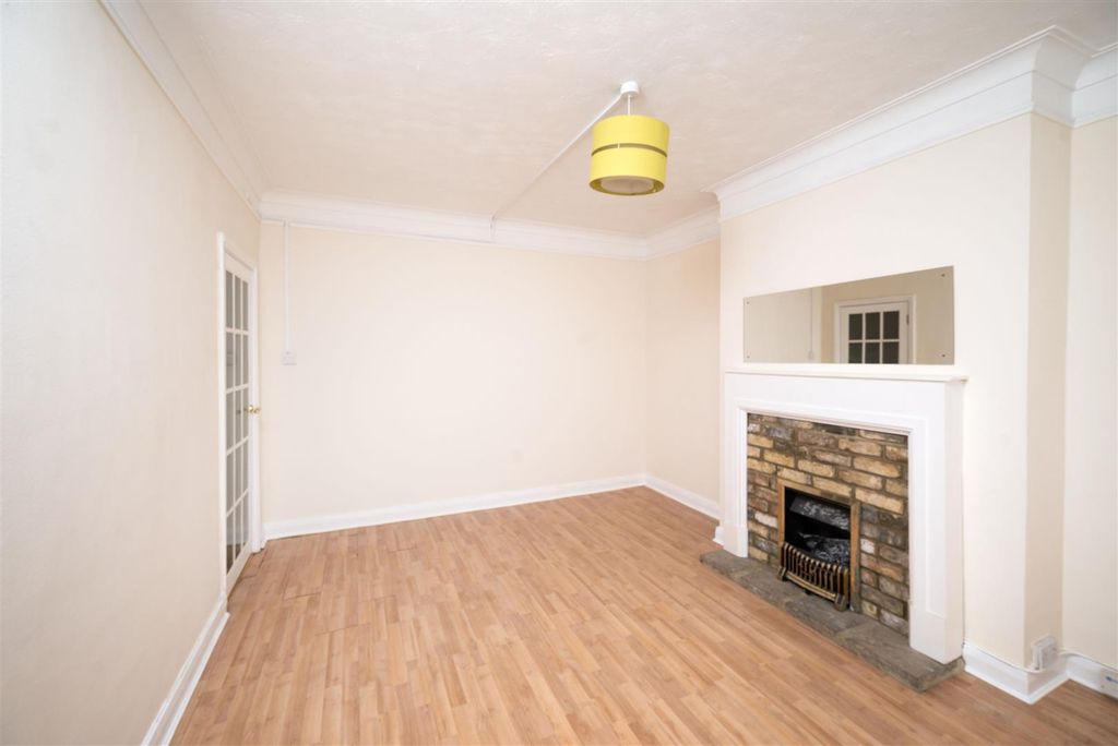 Property photo 3 of 9 P06 (42).Jpg