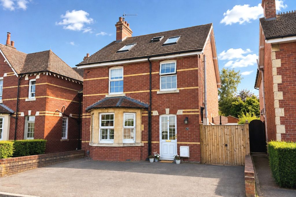 Property photo 1 of 18 Picture No. 33