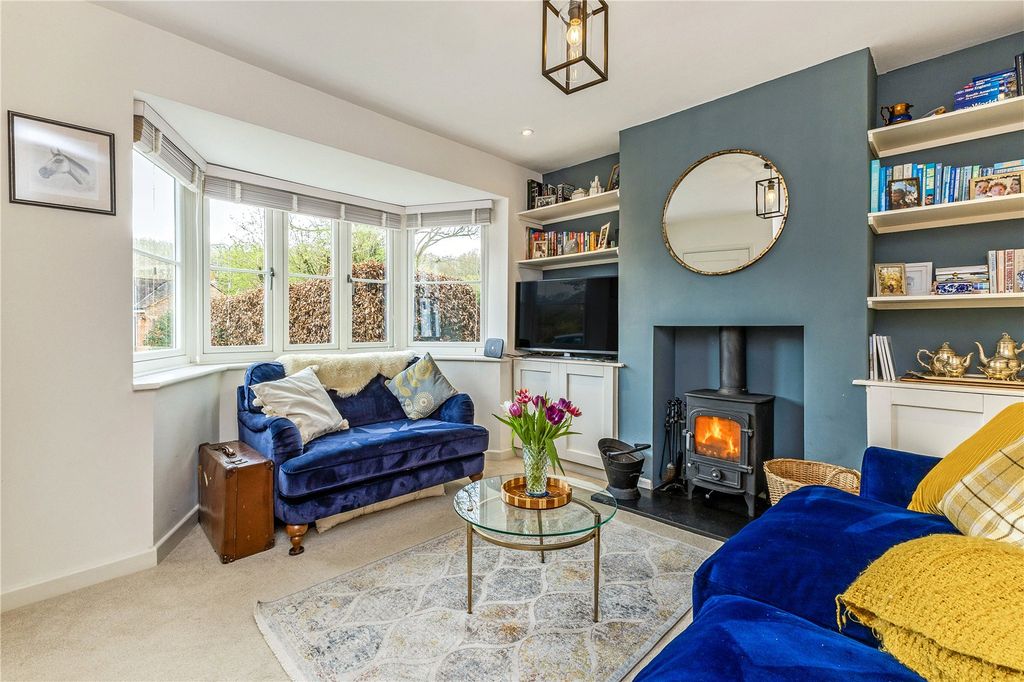 Property photo 2 of 14 Sitting Room