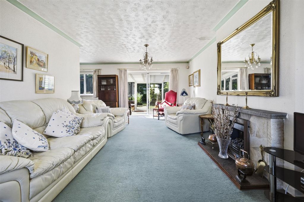 Property photo 3 of 16 27-P1036413.Jpg