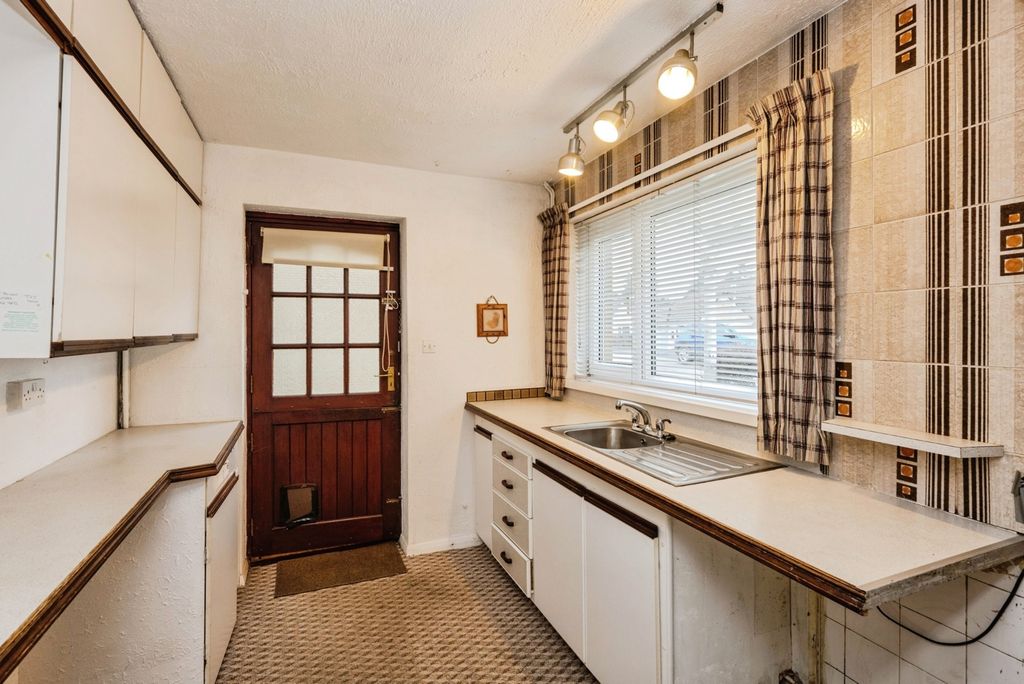 Property photo 2 of 20 Pbox-Img.Jpg