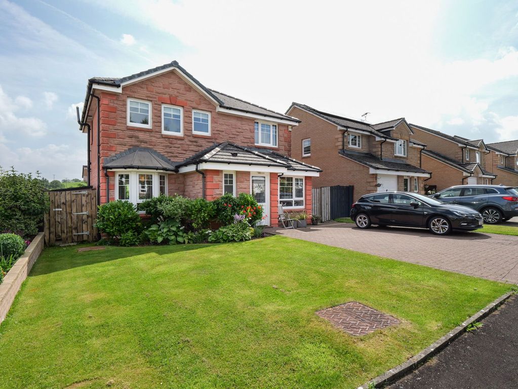 Property photo 2 of 27