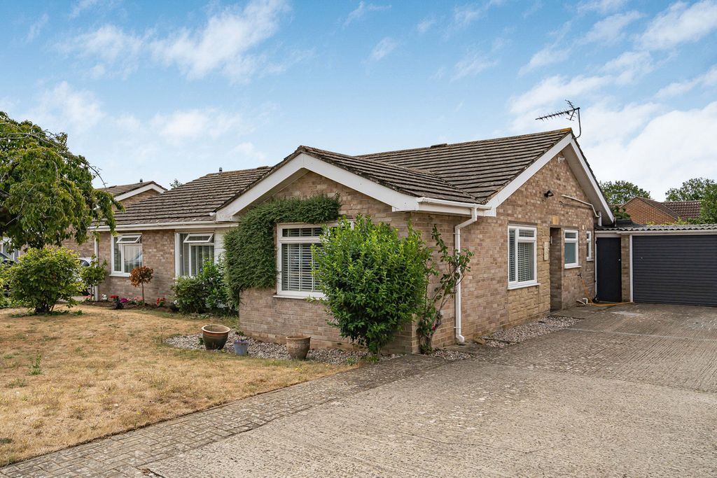 Property photo 1 of 30