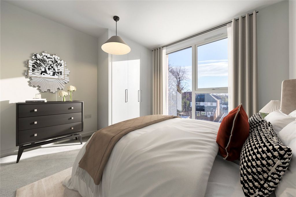 Property photo 3 of 8 Picture No. 14