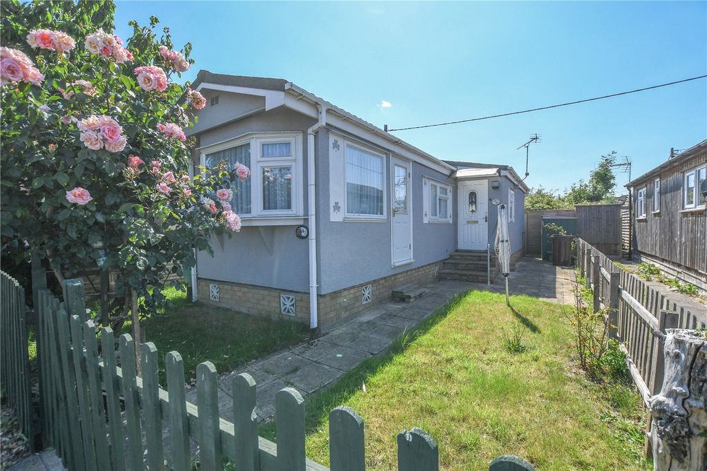 Property photo 1 of 9 Picture No. 11