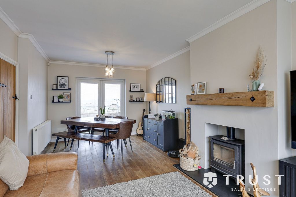 Additional image 5 of 3 bed detached house for saleMortimer Terrace, Healey, Batley WF17
