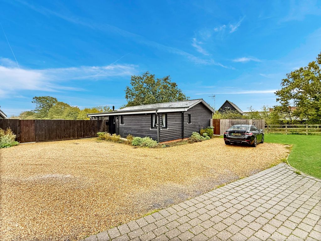 Property photo 1 of 21