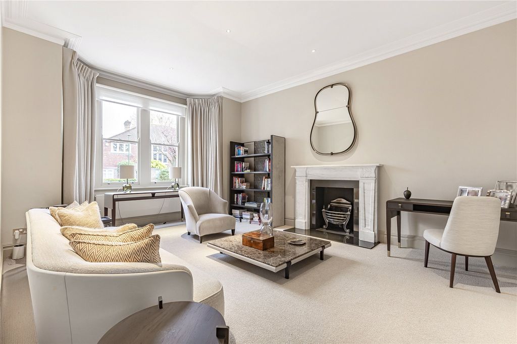 Property photo 2 of 19 Drawing Room