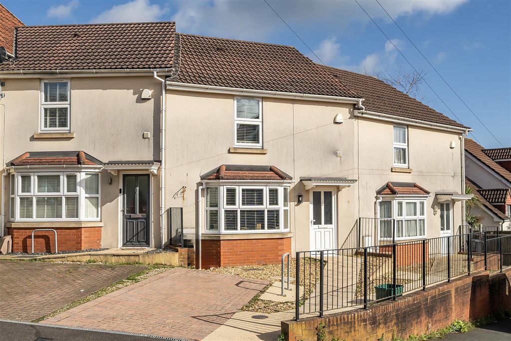 Property photo 1 of 13 1416016-1-69B176E38d4Df.Jpg