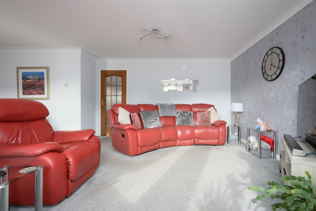 Property photo 3 of 31 15Ballobrae-0015.Jpg