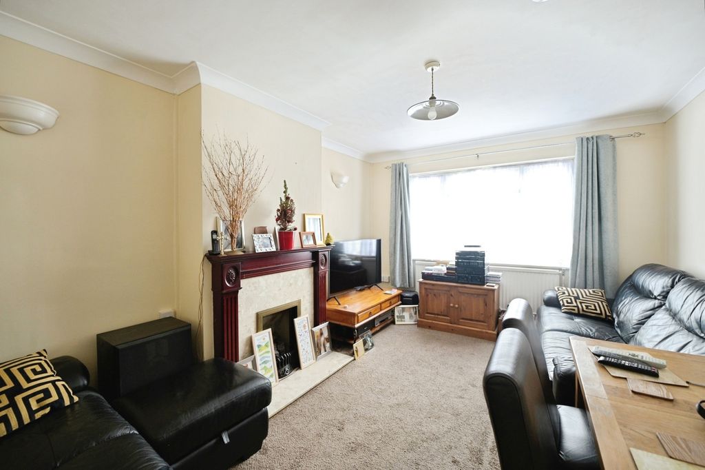 Property photo 2 of 16 Pbox-Img.Jpg