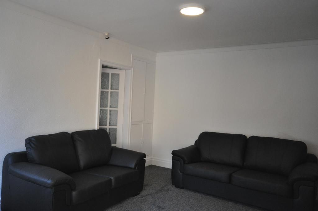 Property photo 2 of 10 Jpg