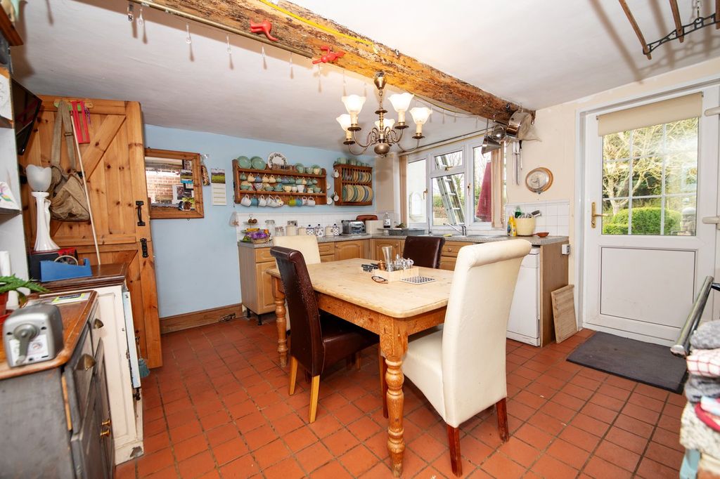 Property photo 3 of 20