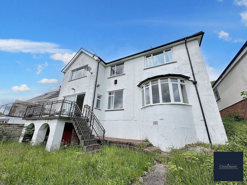 Property photo 1 of 30
