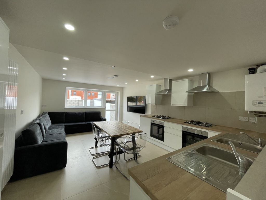 Property photo 2 of 15 Award Winning Cps Homes Media Team_4