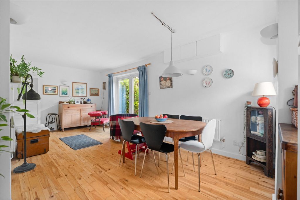 Property photo 3 of 16 Picture No. 20