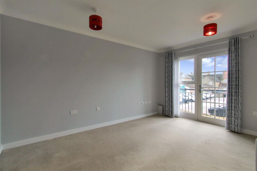 Property photo 3 of 15 Img_2168.Jpg