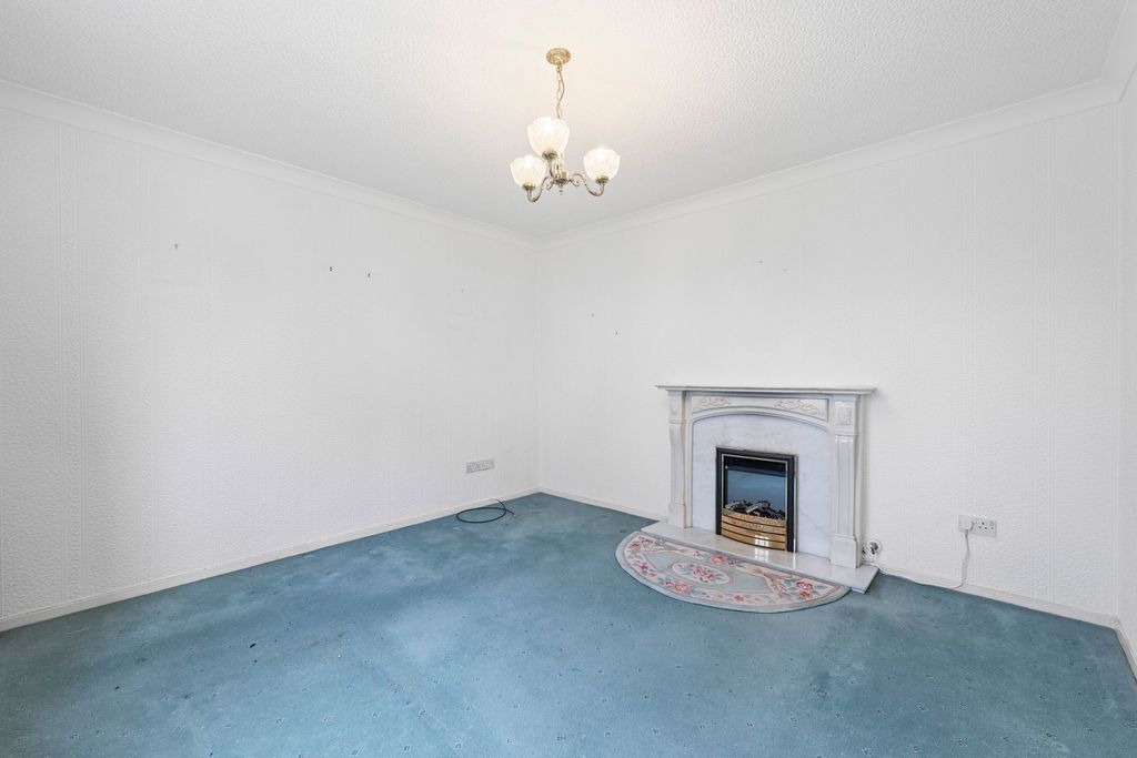 Property photo 3 of 25