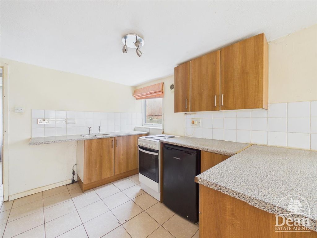 Property photo 2 of 9