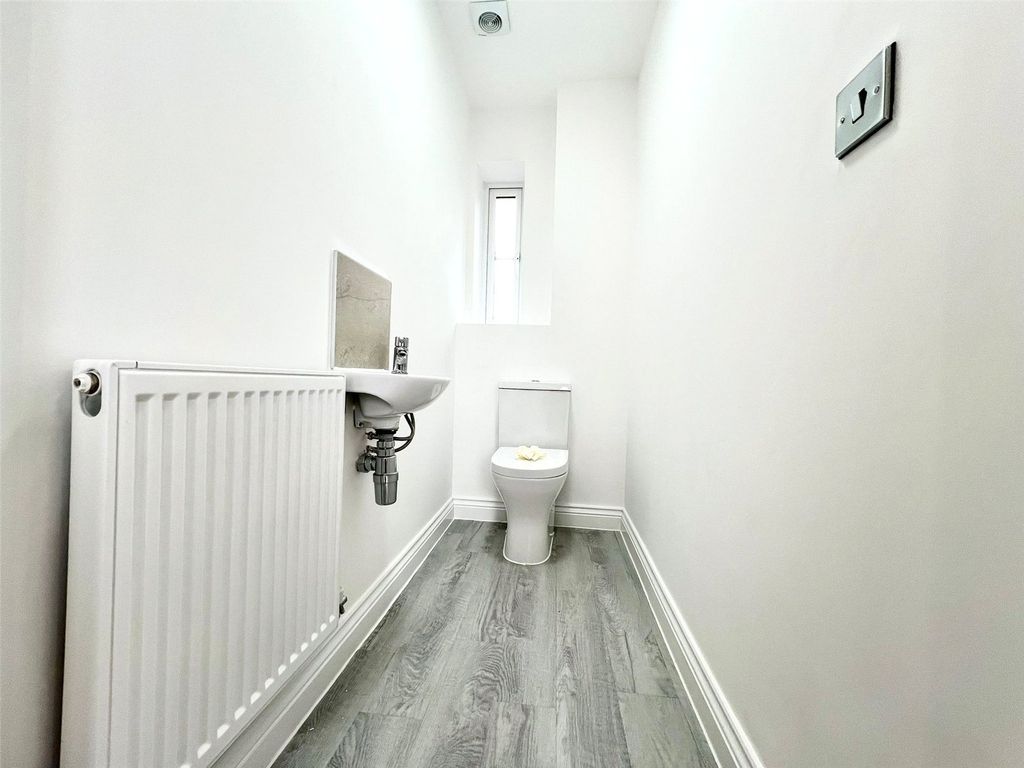 Property photo 2 of 13 Picture No. 03