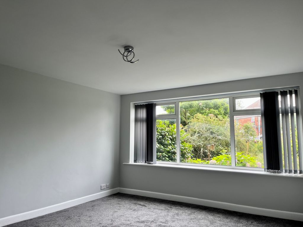 Property photo 3 of 8 Img_3256