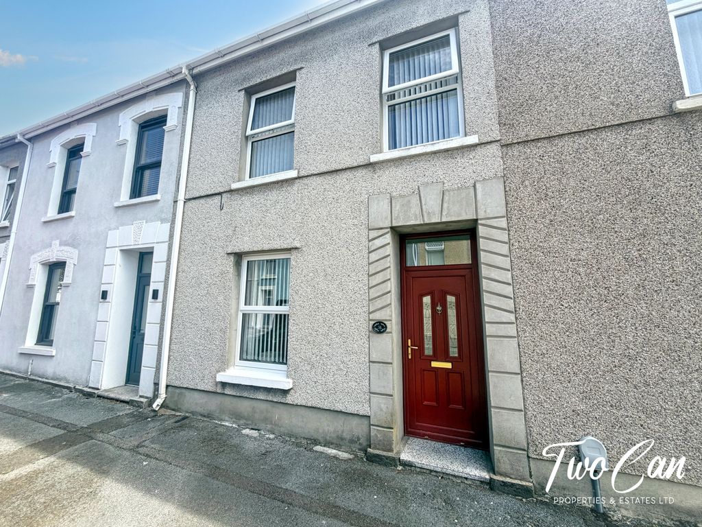 Property photo 1 of 29