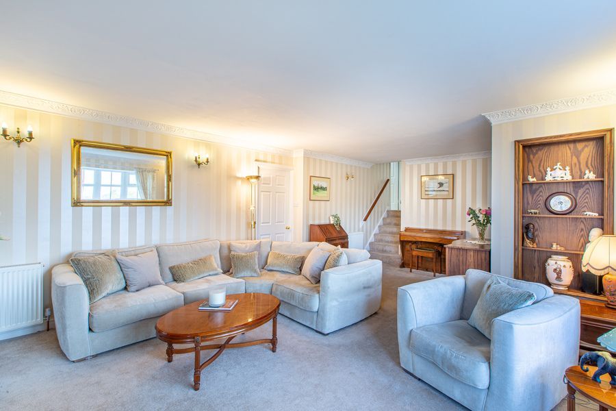 Property photo 3 of 22