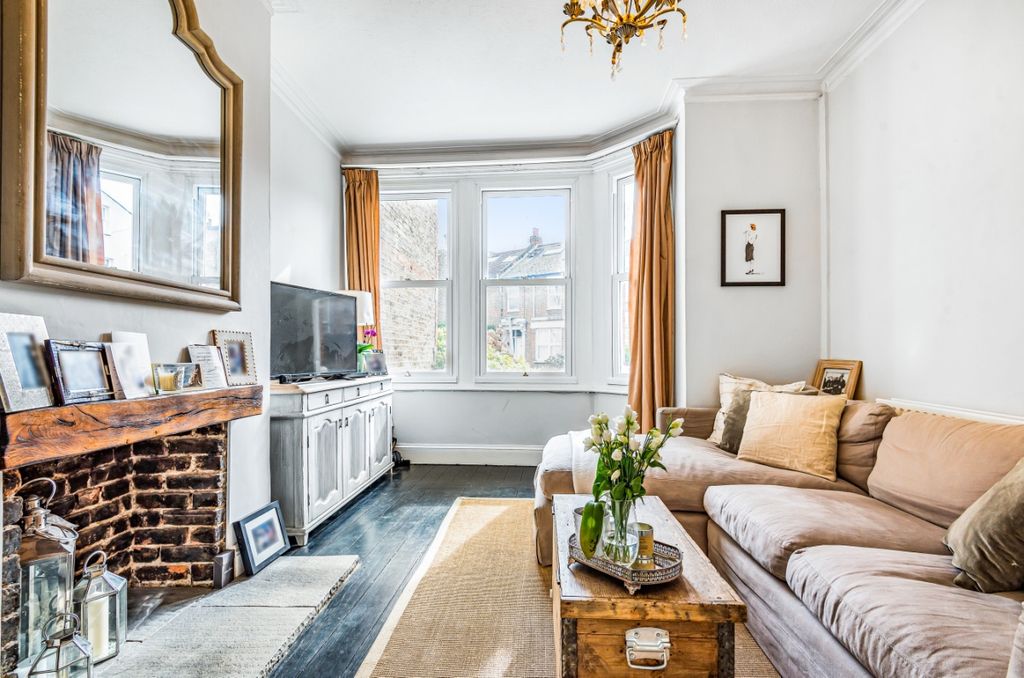 Property photo 3 of 19 701860 (2)