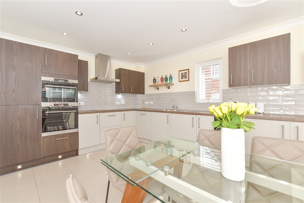 Property photo 3 of 15 Kitchen/ Diner