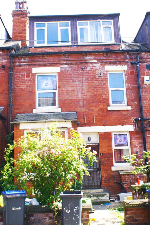 Property photo 1 of 1