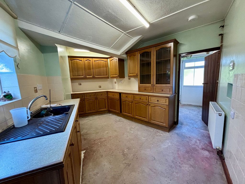 Property photo 3 of 26