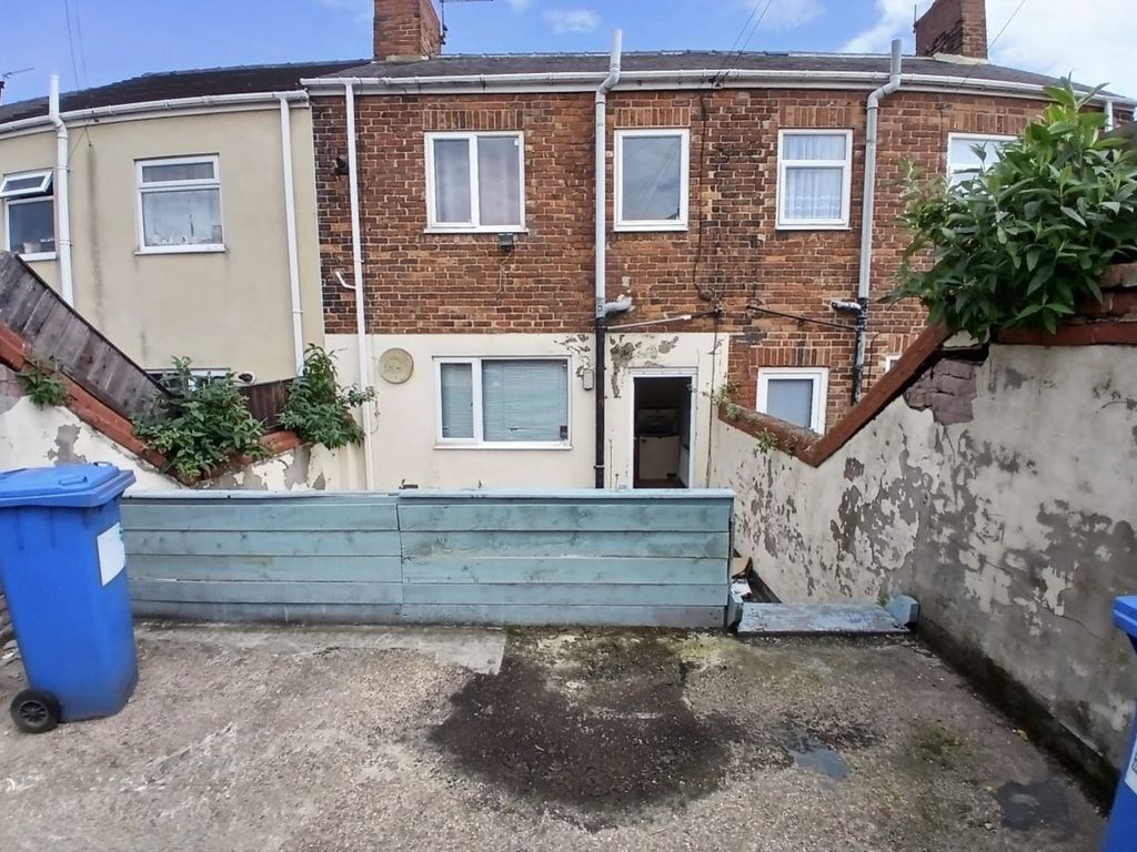 Property photo 2 of 6 F544E593-2E22-4275-B444-18114F455127