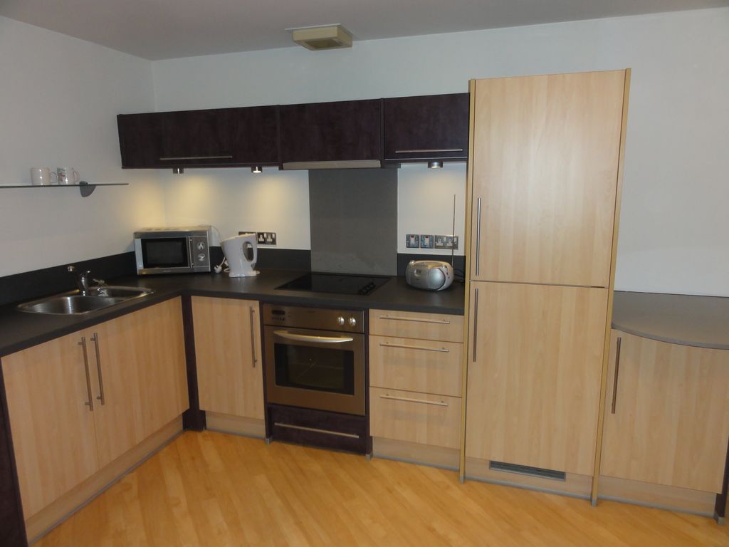 Property photo 3 of 6 Photo 03