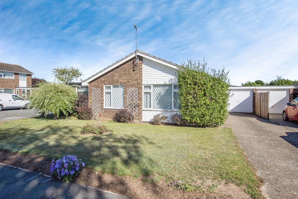 Property photo 1 of 17
