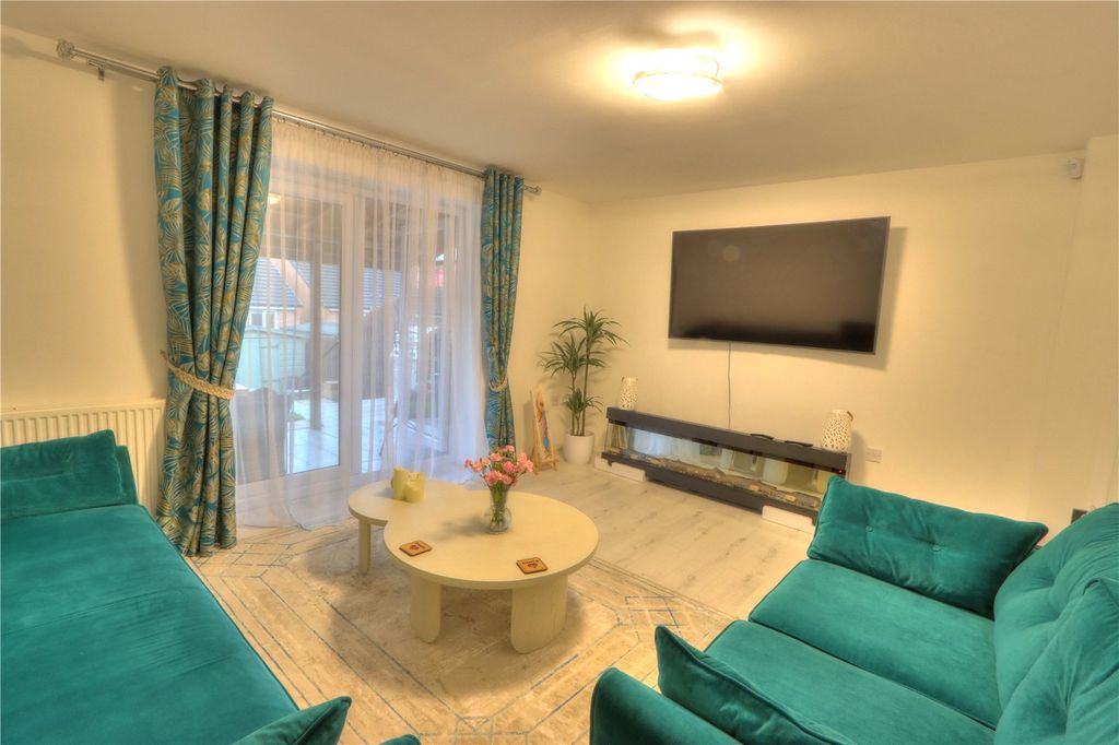 Property photo 2 of 11 Picture No. 05