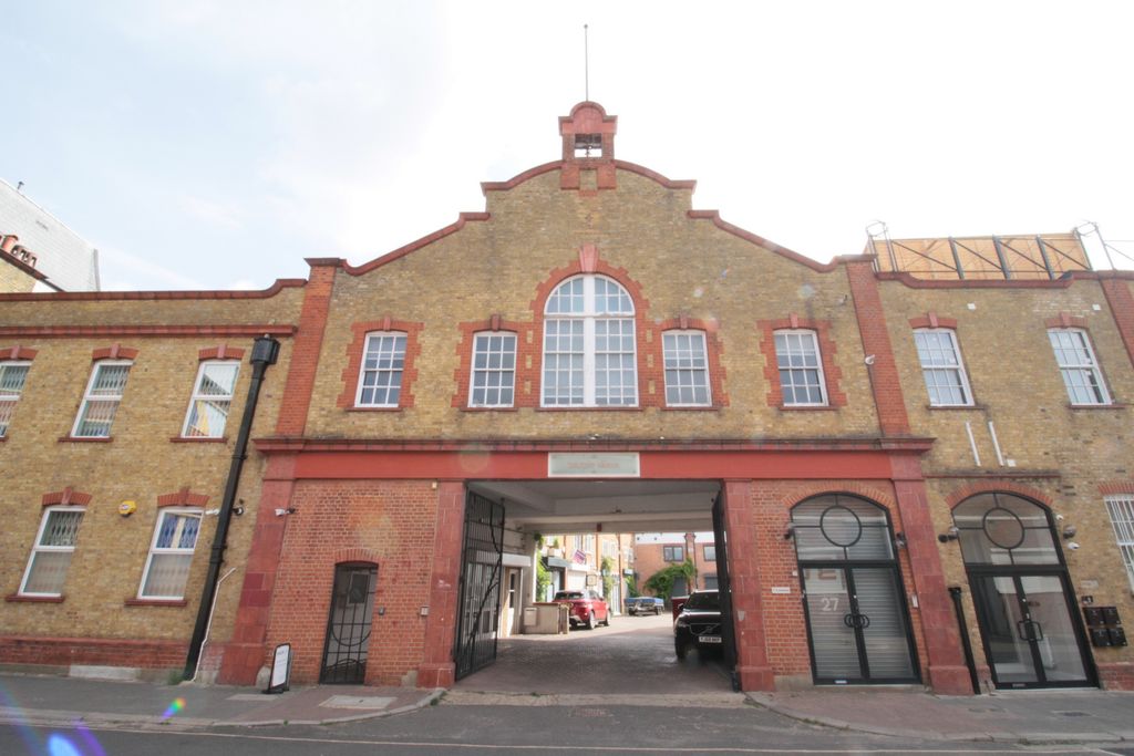 Property photo 2 of 19 Photo 11