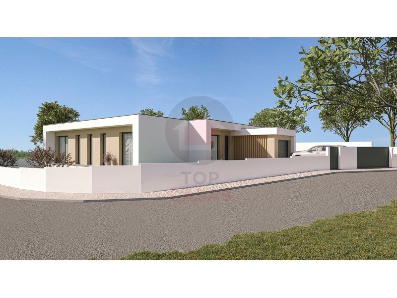 Property photo 3 of 23