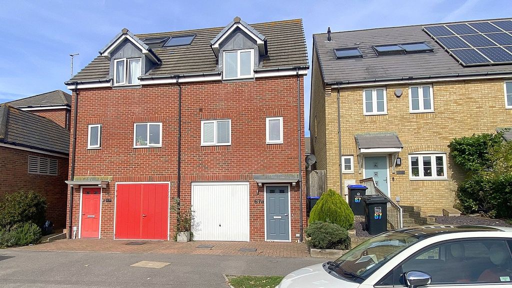 Property photo 1 of 15 Picture No. 17