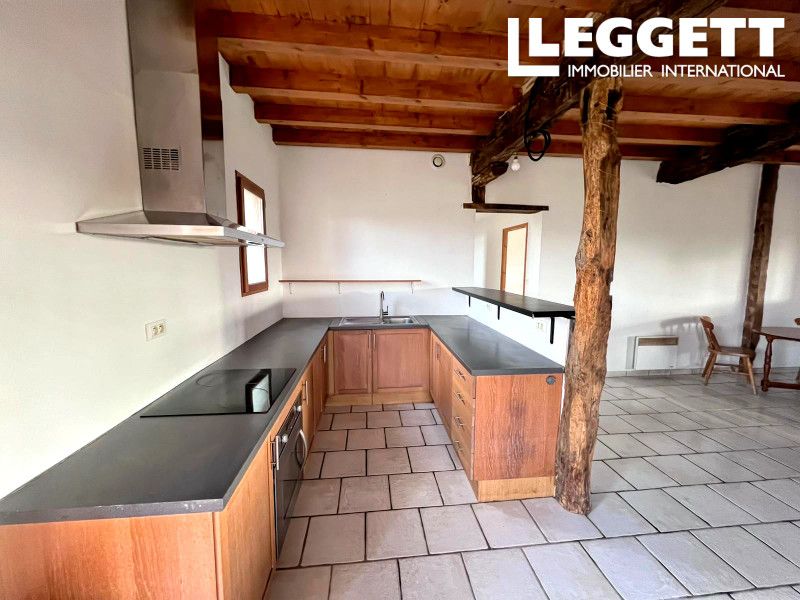 Property photo 3 of 10