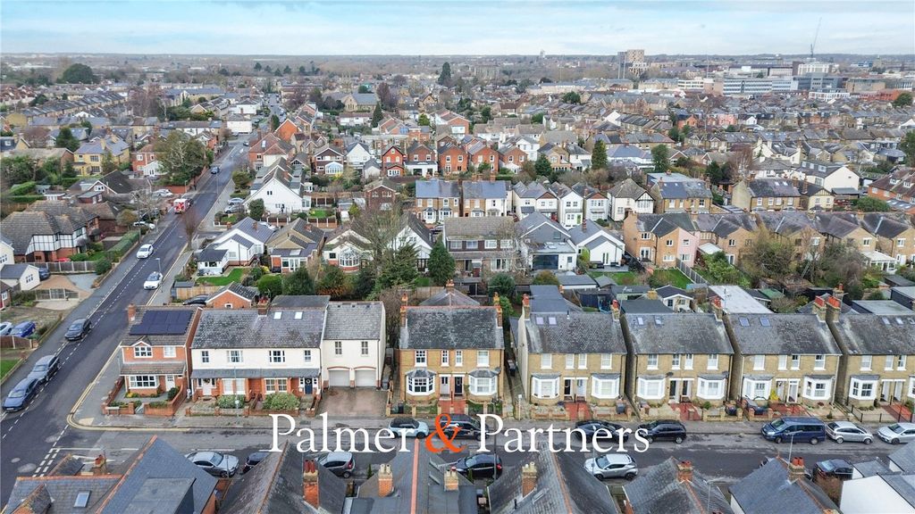 Property photo 3 of 22 Picture No. 04