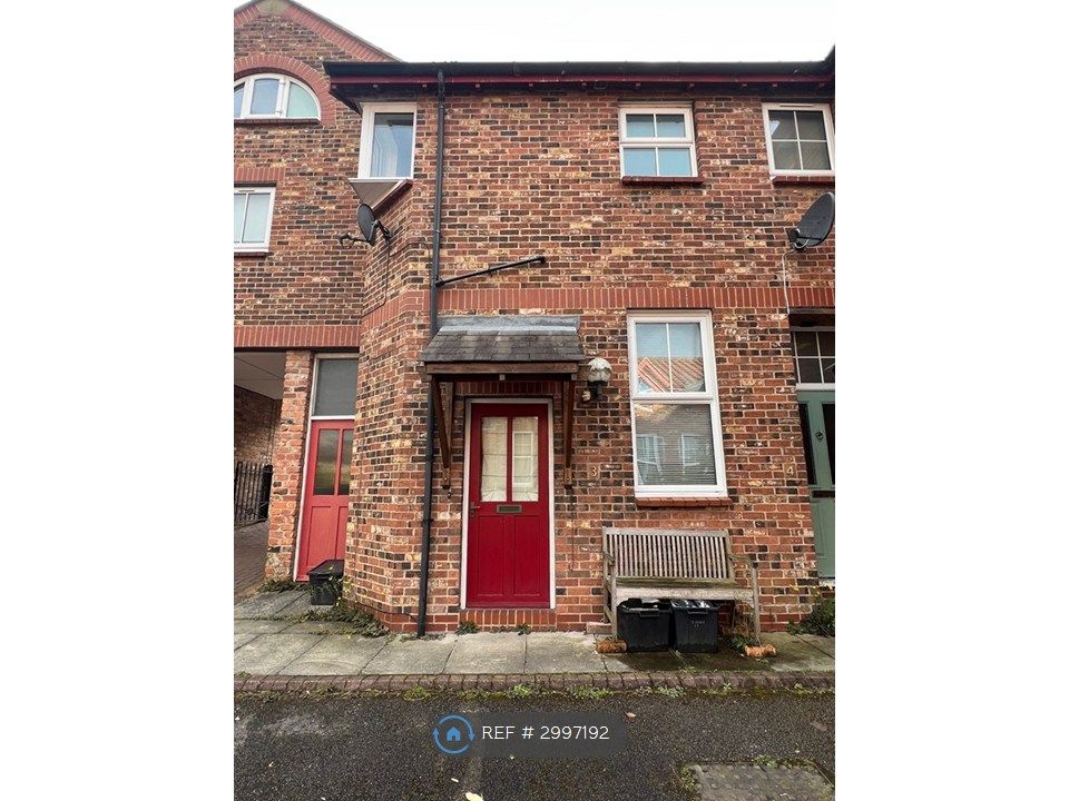 Property photo 2 of 8