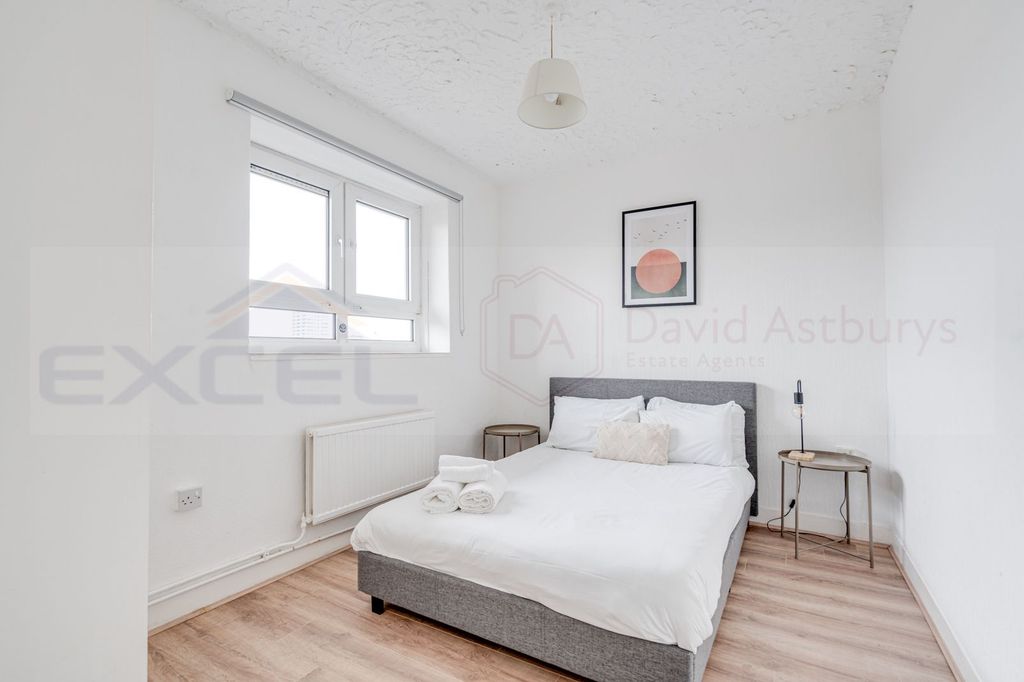 Property photo 3 of 5 Img_41804_2_Original