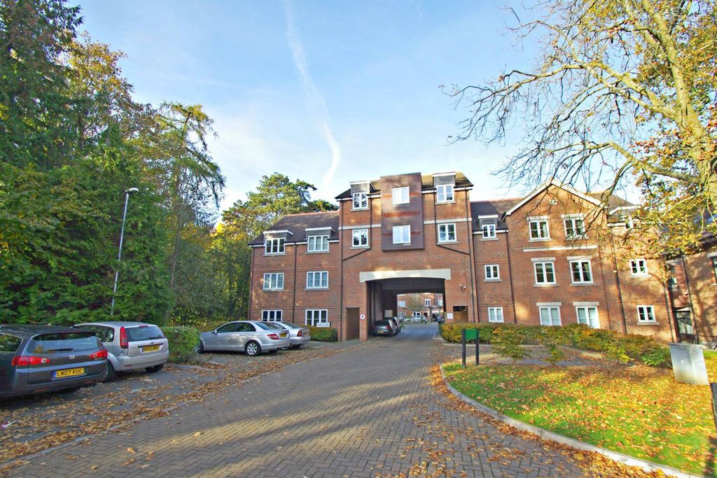 Property photo 2 of 7