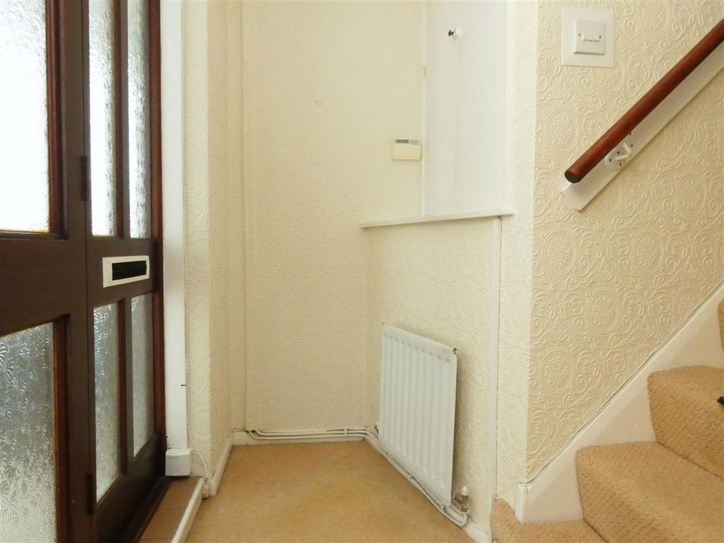 Property photo 2 of 19 Hall