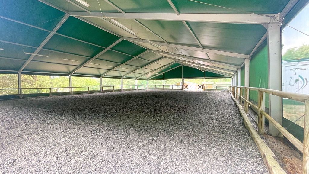 Property photo 1 of 15 Var - Beautiful Equestrian Estate