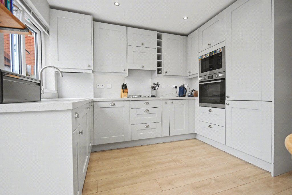 Property photo 3 of 16 Picture No. 13