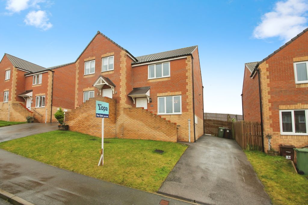 Property photo 1 of 16 The Property