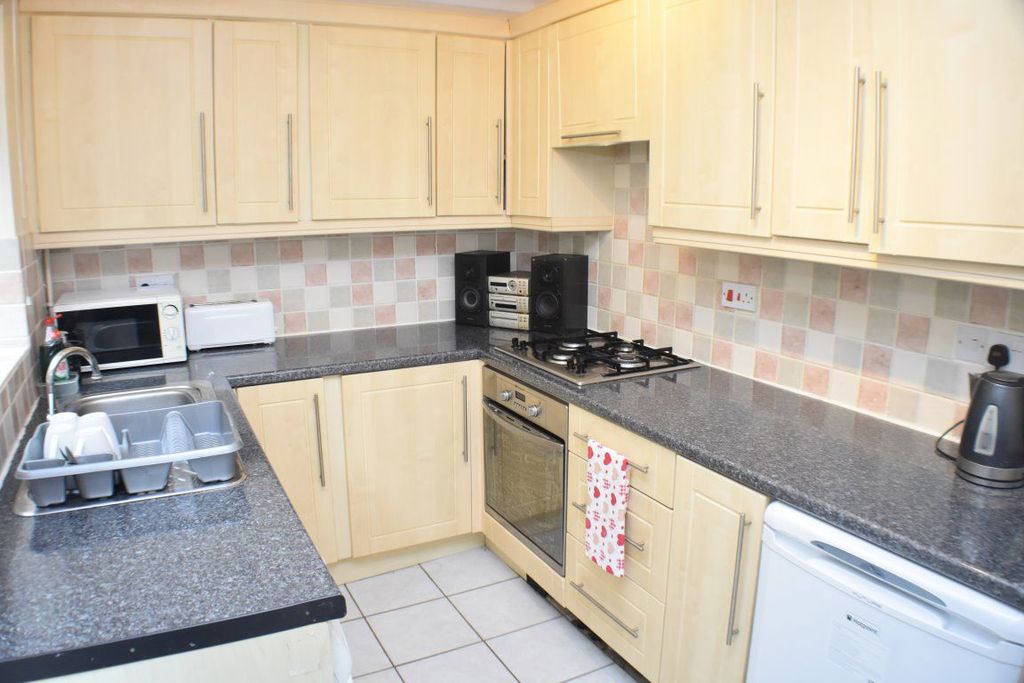 Property photo 2 of 15