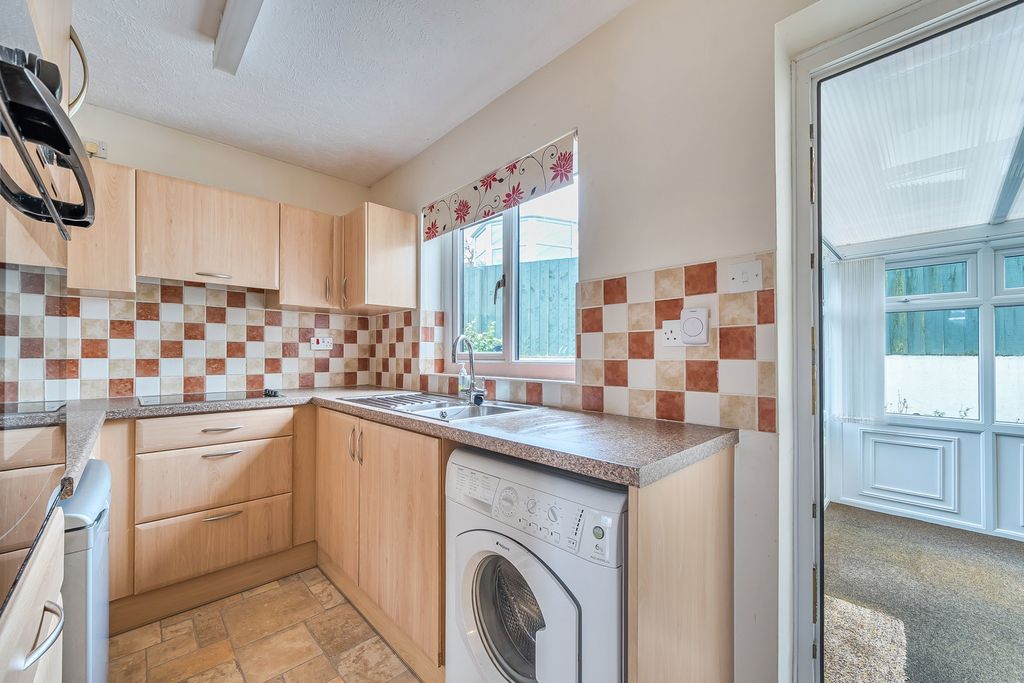 Property photo 3 of 14